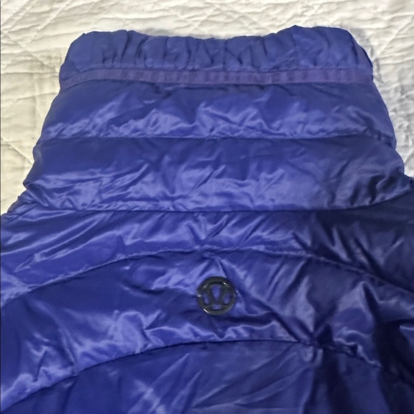 Lululemon Down Town Puffy Pigment Blue 10 - Picture 8 of 9